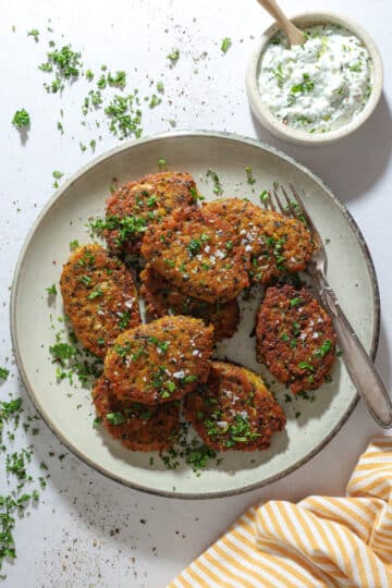 Linsefrikadeller - Opskrift på vegetarfrikadeller med linser