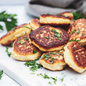 Fiskefrikadeller - Opskrift på fiskefrikadeller med torsk