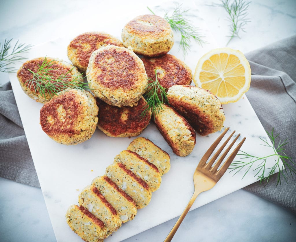 Fiskefrikadeller - Opskrift på fiskefrikadeller af rester