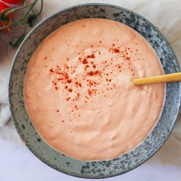 Cremet tomatdressing - Opskrift på cremet dressing med tomat