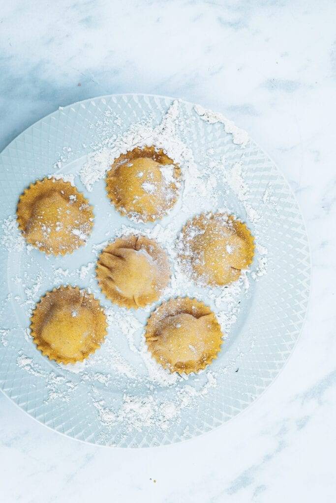 Ravioli med jomfruhummer - Opskrift med jomfruhummer og bisque