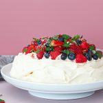 Pavlova med flødeskum