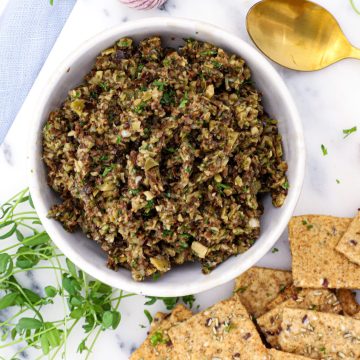 Oliventapenade - Opskrift på lækker oliventapenade med hvidløg