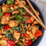 Asiatisk stir fry med kylling og grønt - Stir fry chicken cashew