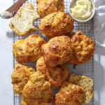 Gulerodsbrud – Saftige boller med gulerod og solsikkekerner