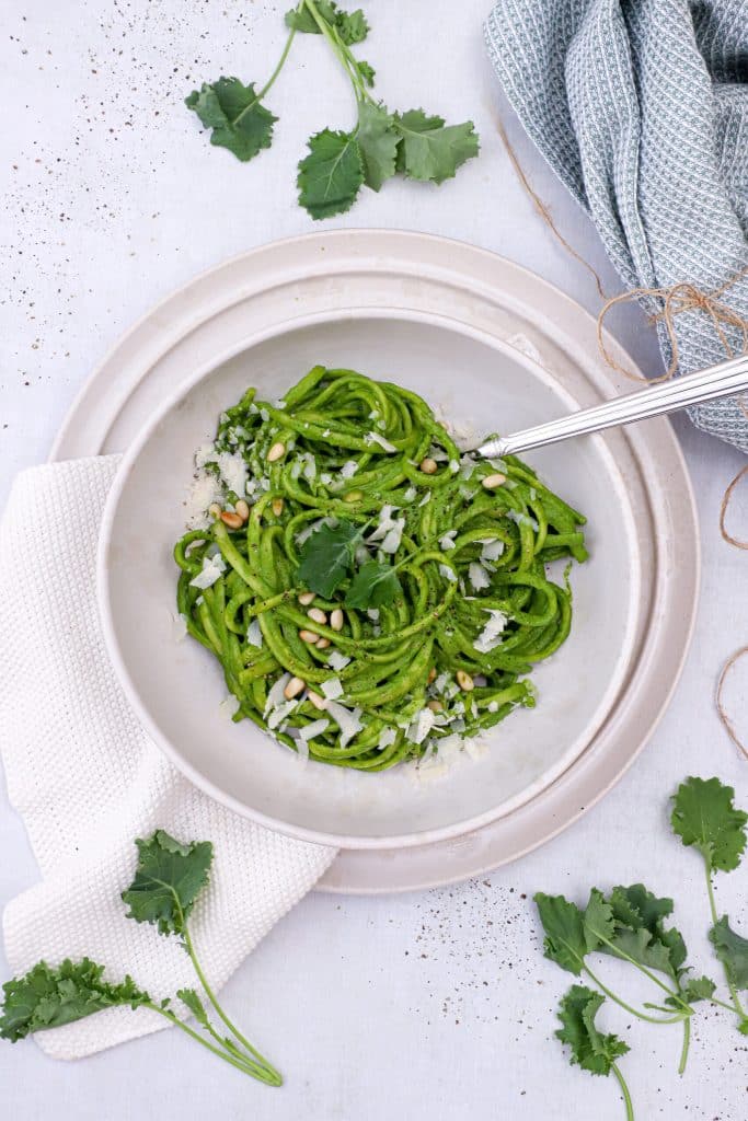 Pasta med cremet grønkålssauce
