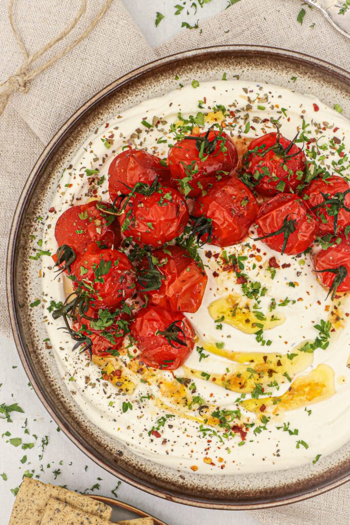 Whipped feta - Fetadip - Opskrift på rørt feta med bagte tomate Whipped feta - Fetadip - Opskrift på rørt feta med bagte tomate