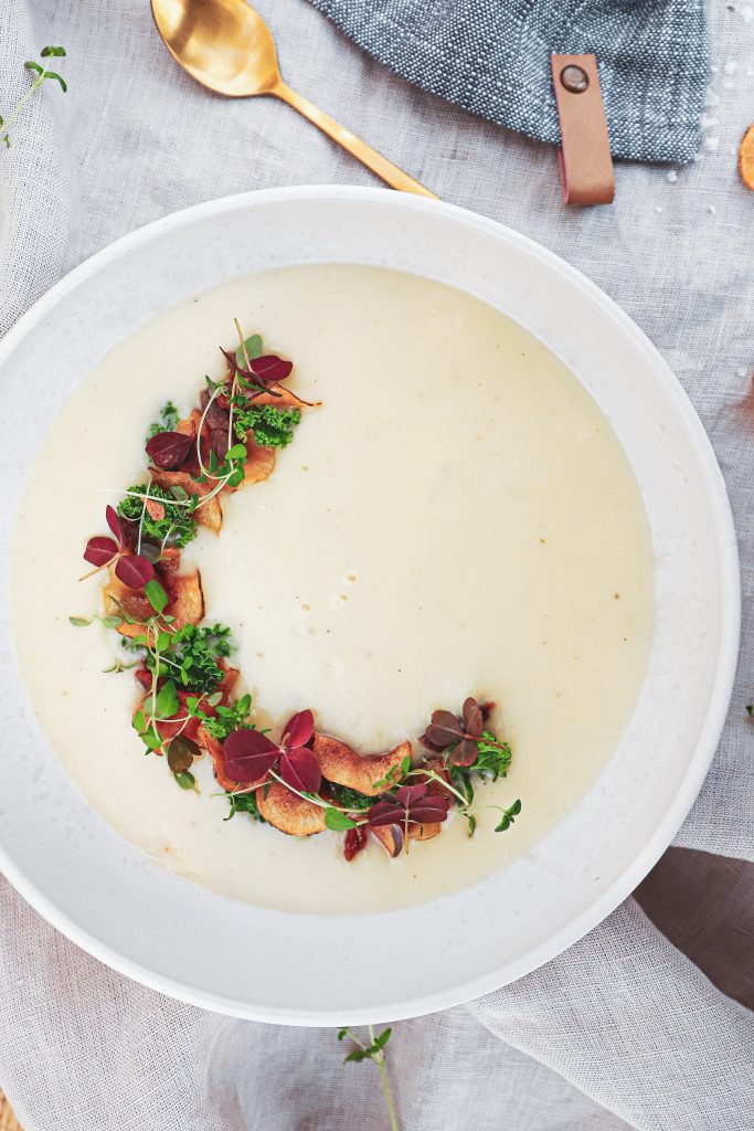 Jordskokkesuppe - Opskrift på cremet jordskokkesuppe