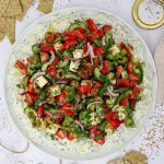 Layered tzatziki - Opskrift tzatziki med græsk salat