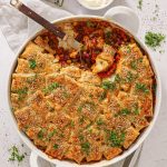 Mexicansk vegetarisk tærte med butterdejslåg - Opskrift