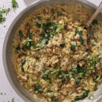 Orzo med salsiccia og svampe – Cremet og smagfuld italiensk comfort food