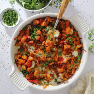 Vegetarisk bagt fajita pasta - Opskrift på bagt mexi pasta