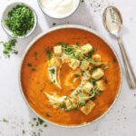 Cremet bagt grøntsagssuppe - Opskrift på suppe med grøntsager