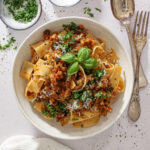 Pasta med grøntsags bolognese - Opskrift på vegetar bolognese