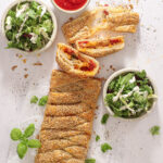 Butterdejsstang med pepperoni og mozzarella – Pizza version