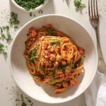 Pasta med nduja og laks – Simpel og smagfuld pastaret på 15 minutter