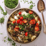 Græsk pasta – Smagfuld og cremet med krydret oksekød og feta