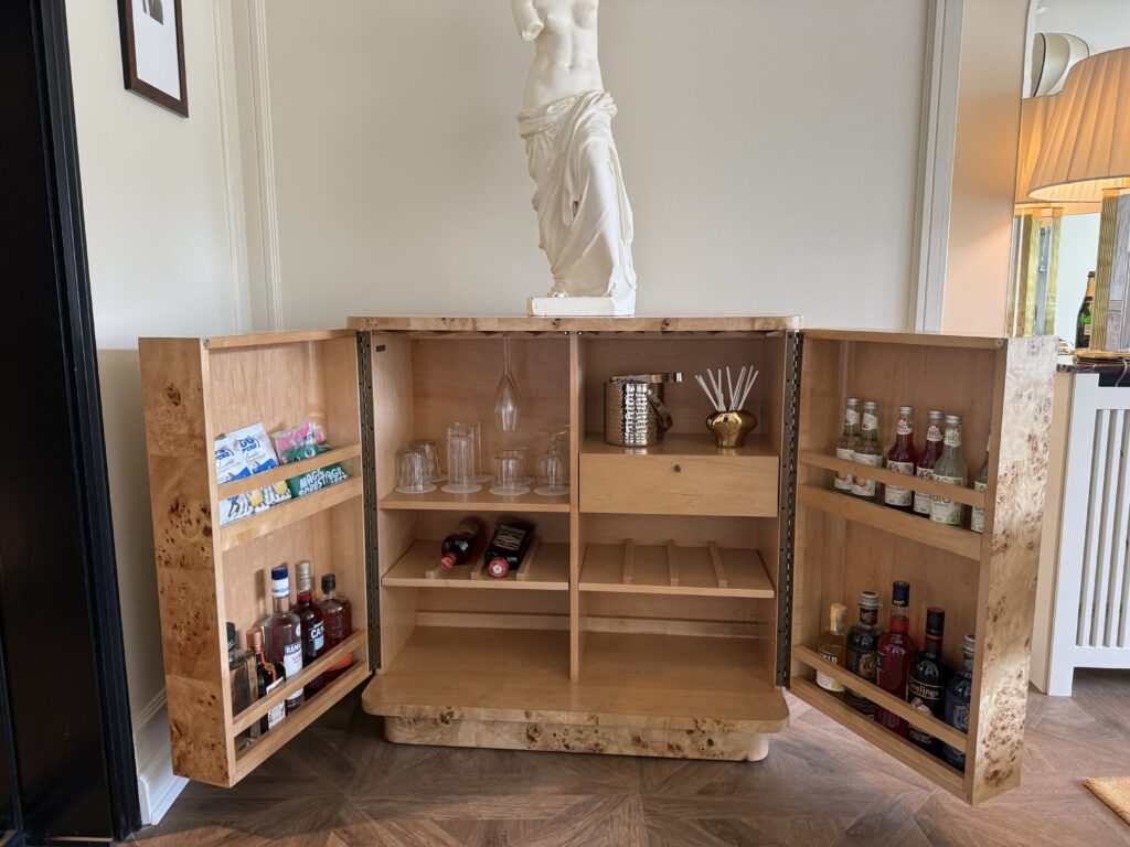 Den vildeste Minibar nogensiden