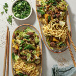 Stir fry med hakket oksekød og sprøde grøntsager – Klar på 20 min