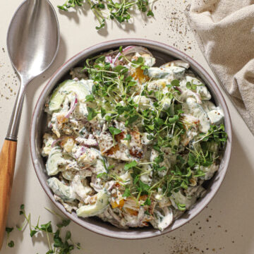 Knust kartoffelsalat med urtedressing - Sprød kartoffelsalat