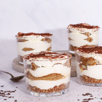 Tiramisu cheesecake i glas – Nem dessert klar på 20 minutter