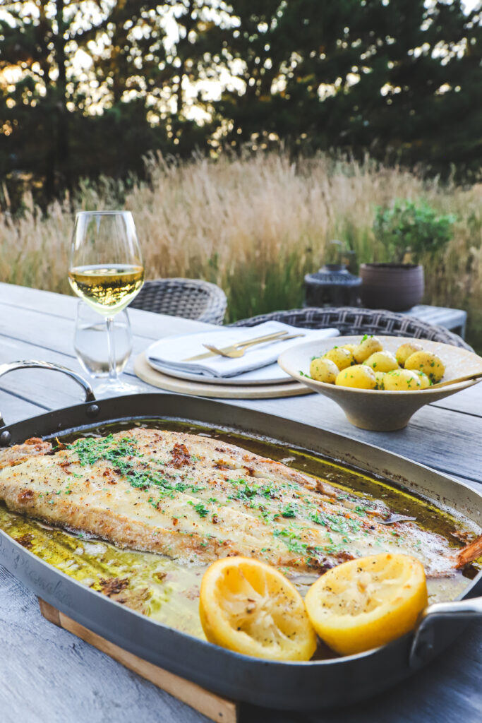 Sole Meunière i ovn - Klassisk fransk søtunge med smørsauce