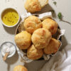 Focaccia muffins – Kuvertbrød med klassisk focaccia konsistens