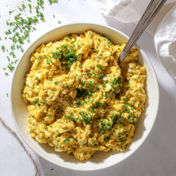 Sundere æggesalat – Cremet og smagfuld med mindre mayo