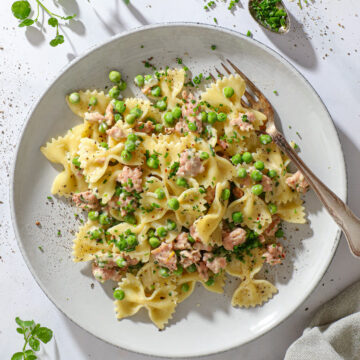 Pasta med salsicce og fløde – Nem cremet pastaret på 20 minutter
