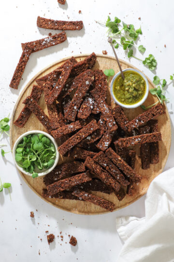 Sprøde rugbrødsstænger – Nem snack af rugbrødsrester