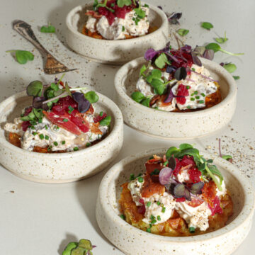 Sprøde röstivafler med hønsesalat – Nem appetizer eller forret