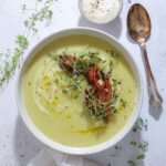 Kartoffelsuppe med squash – Cremet, mild og super nem