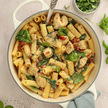 Marry Me Chicken pasta – Kylling med parmesan og soltørrede tomater