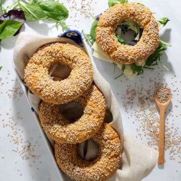 Glutenfri protein bagels – Nemme hytteostbagels uden hævning