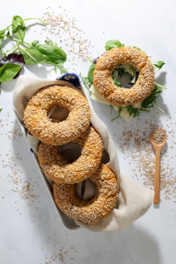 Glutenfri protein bagels – Nemme hytteostbagels uden hævning