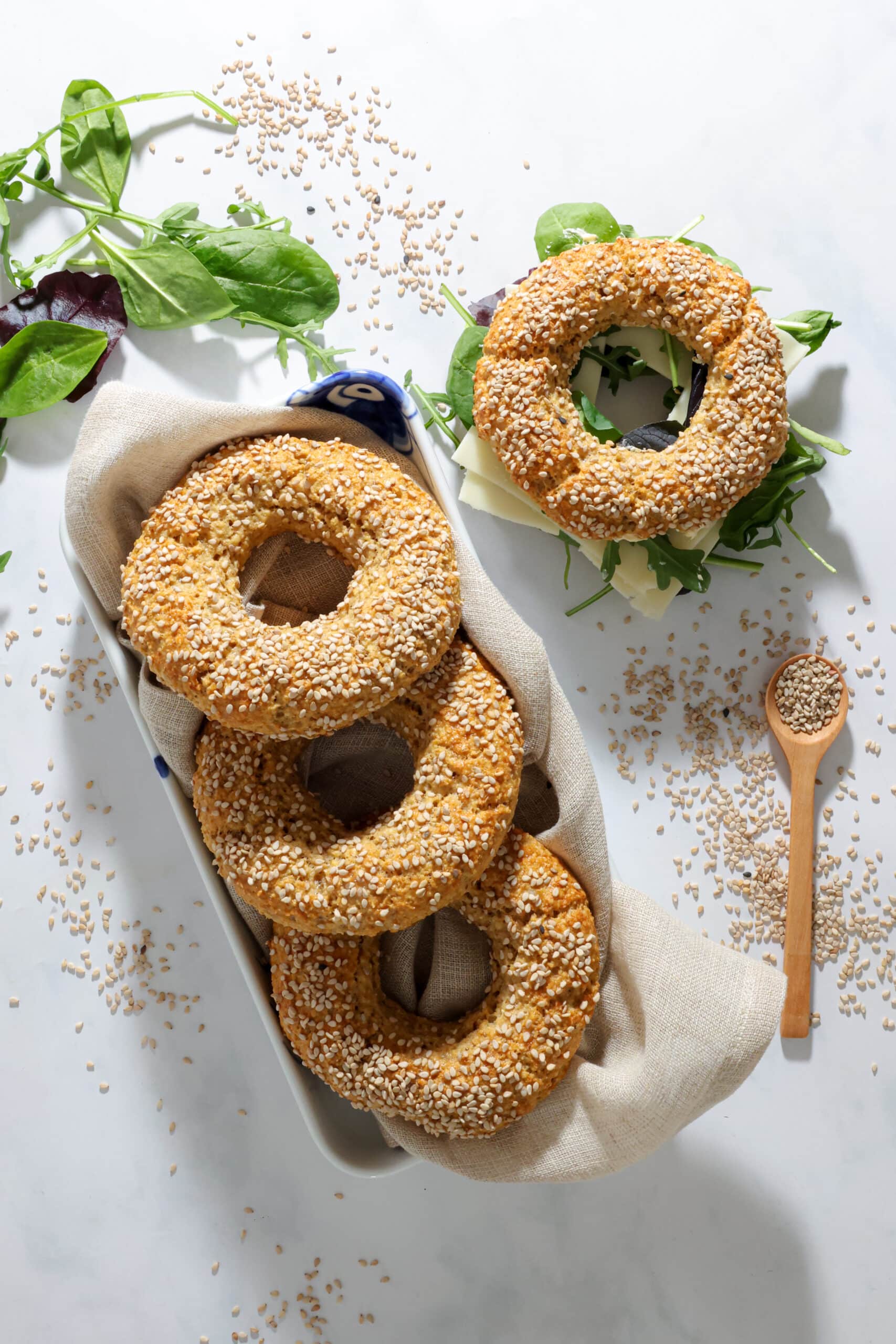 Glutenfri protein bagels – Nemme hytteostbagels uden hævning