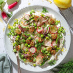 Kammuslinger med pisket ricotta og forårsgrønt – Påskefrokost idé