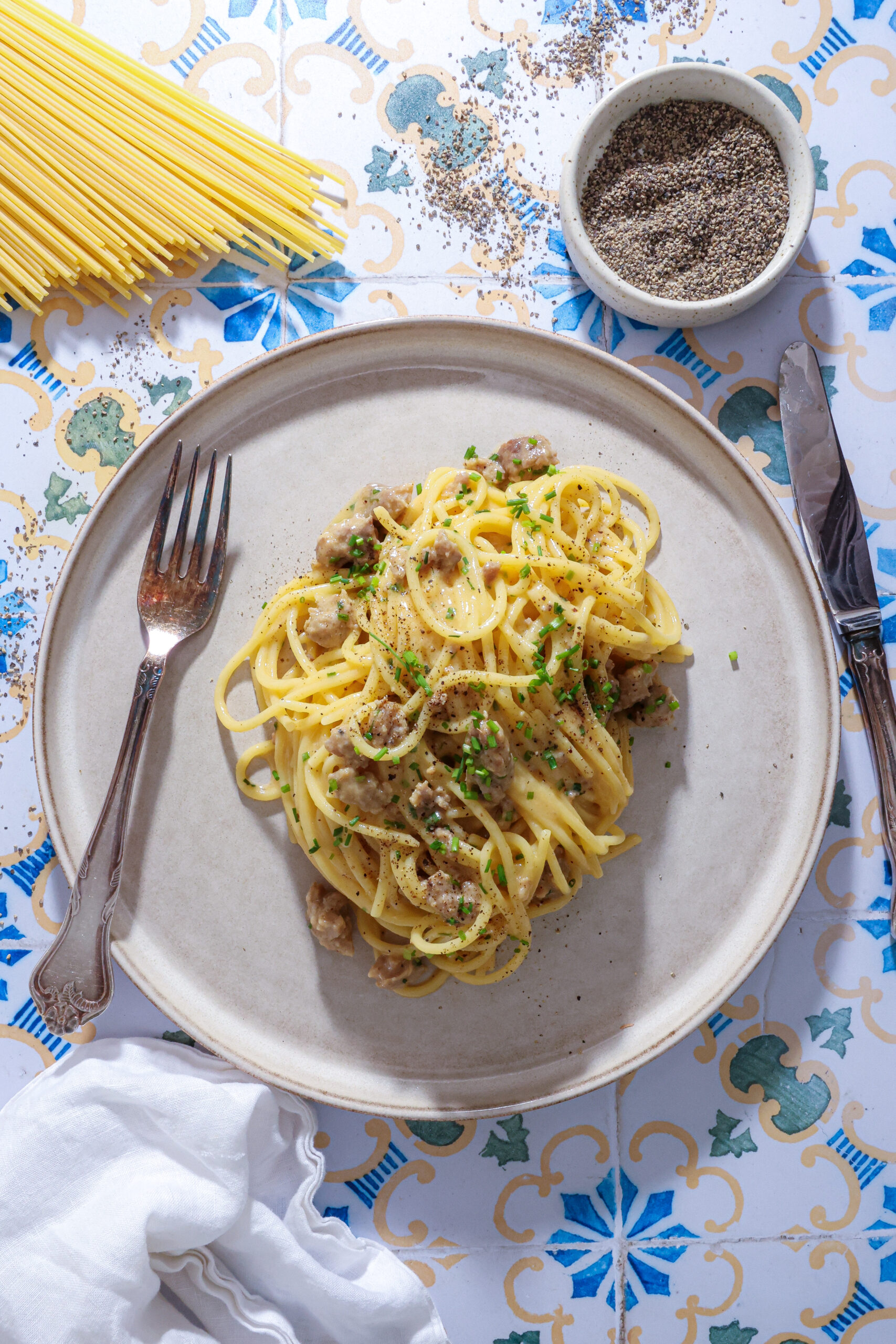 Salsiccia carbonara – Cremet pasta med italiensk pølse