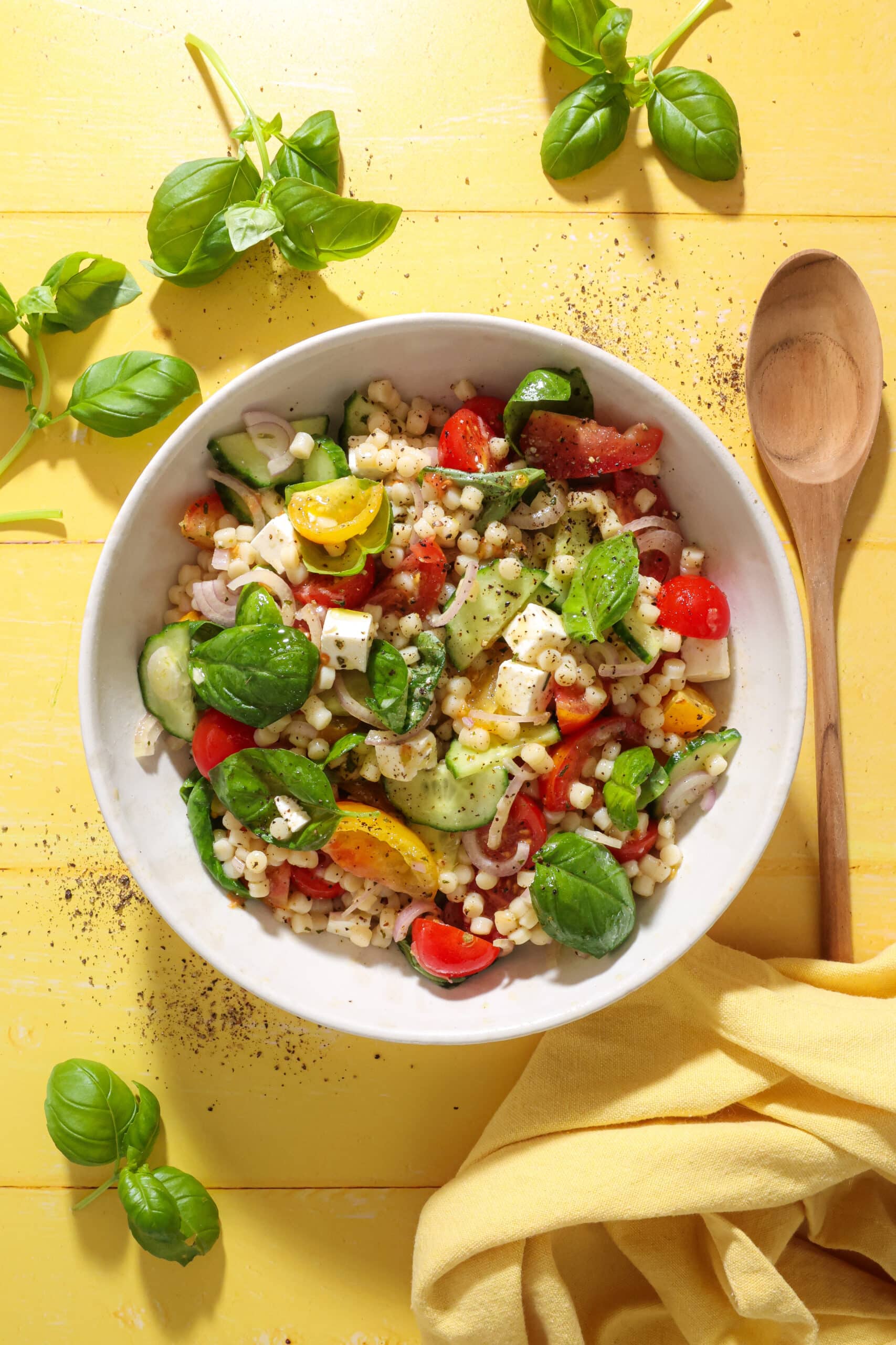 Tomatsalat med perlecouscous og feta - Nem og hurtig opskrift