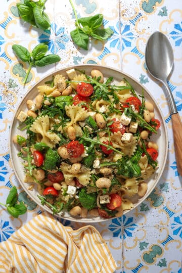 Pastasalat med butterbeans og tomater - Nem og mættende salat