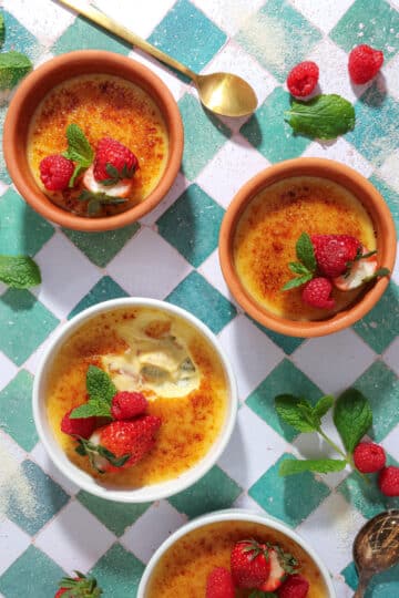 Crème Brûlée – klassisk fransk dessert med kun 4 ingredienser