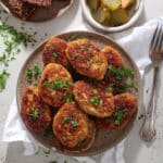 Kyllingefrikadeller – Saftige og klassiske frikadeller med kylling
