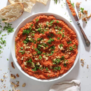Muhammara - Peberfrugtdip med valnødder – Nem mellemøstlig dip