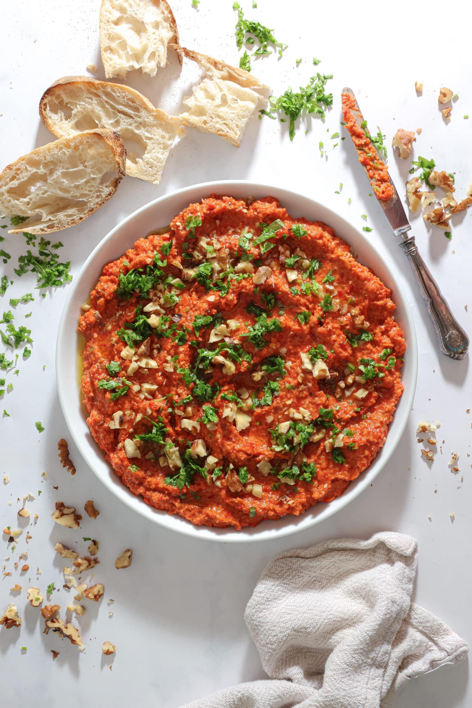 Muhammara - Peberfrugtdip med valnødder – Nem mellemøstlig dip