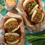Bao med pulled chicken og bbq - Nem opskrift på bao med krydret kylling