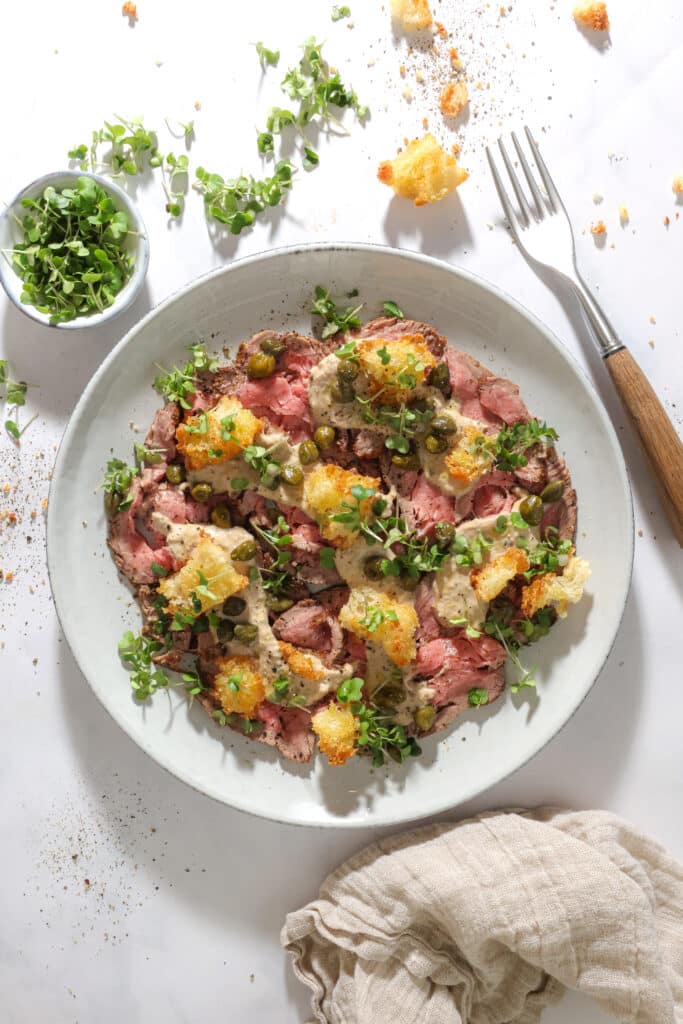 Vitello tonnato – klassisk italiensk forret med kalvemørbrad