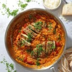 Orzo med nduja, friske tomater og stegt kylling