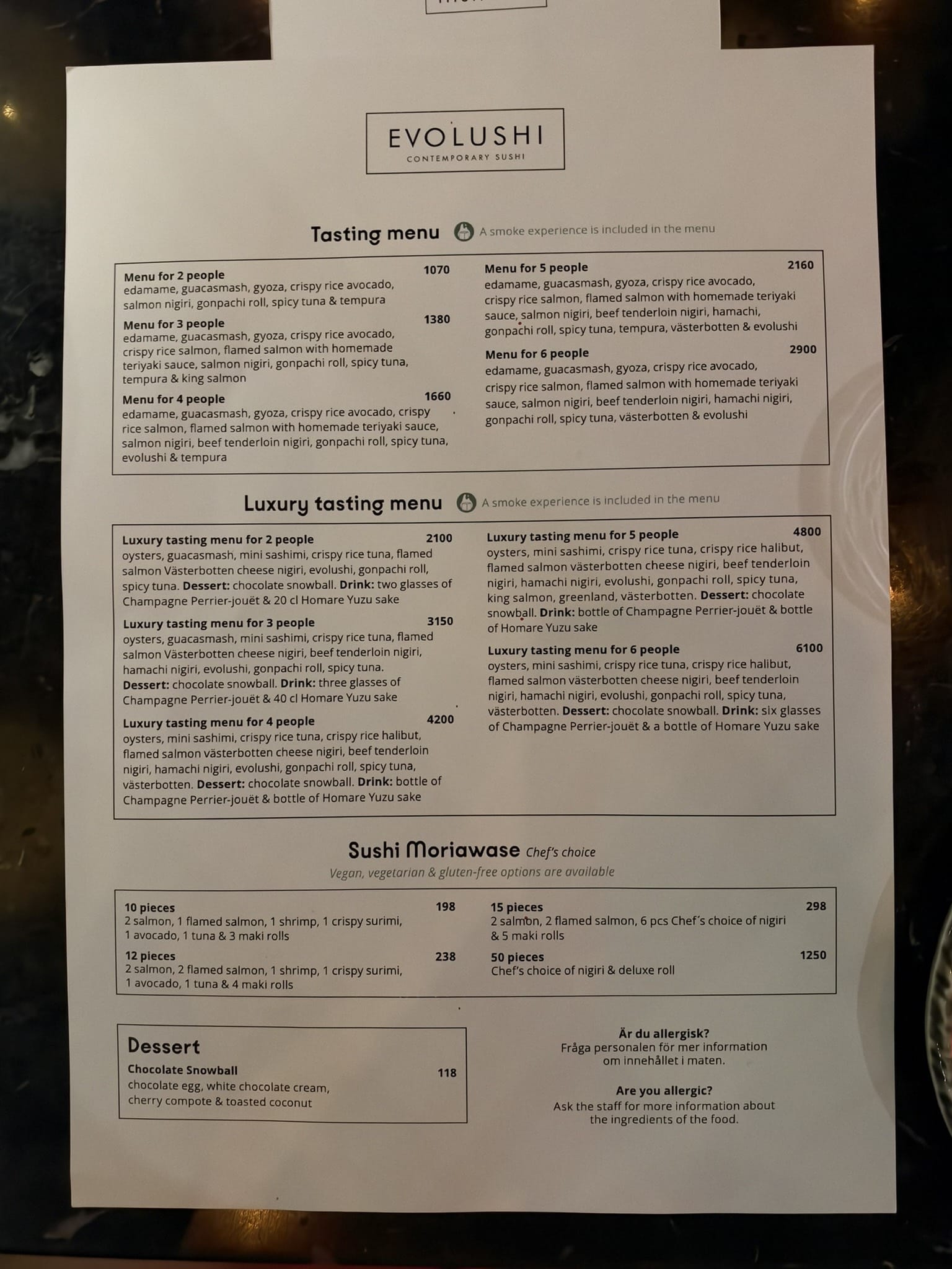 Menukort fra Evolushi med tasting menu, luxury tasting menu og sushi moriawase.