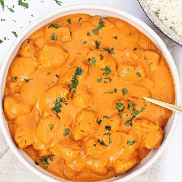 Butter chicken - Opskrift på blød og cremet butter chicken