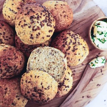 Gulerodsboller - Opskrift på gulerodsboller med spelt